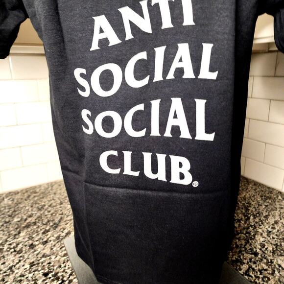 Anti-Social Social Club Undefeated Anti 2024 NWT Size Med - Picture 9 of 12